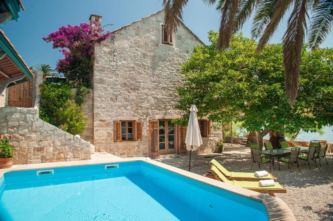 Luxury Beachfront Villa Mare With Private Pool At The Beach Orebic - Peljesac Ngoại thất bức ảnh