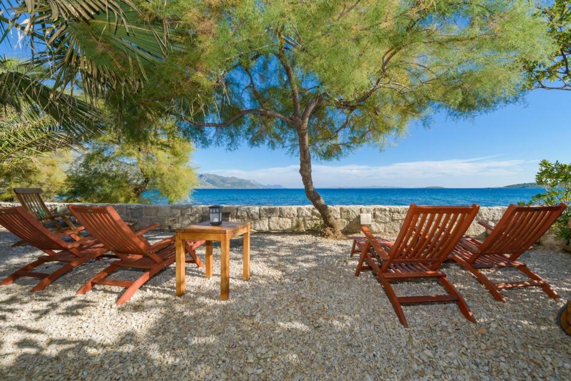 Luxury Beachfront Villa Mare With Private Pool At The Beach Orebic - Peljesac Ngoại thất bức ảnh