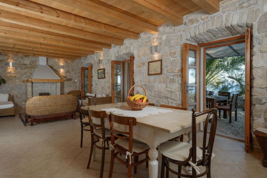 Luxury Beachfront Villa Mare With Private Pool At The Beach Orebic - Peljesac Ngoại thất bức ảnh